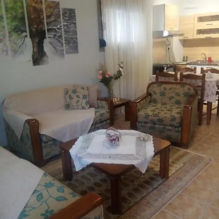 Haras'house Apartament *